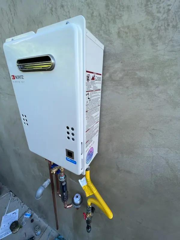Tankless water heater installation for Galt Mile homes